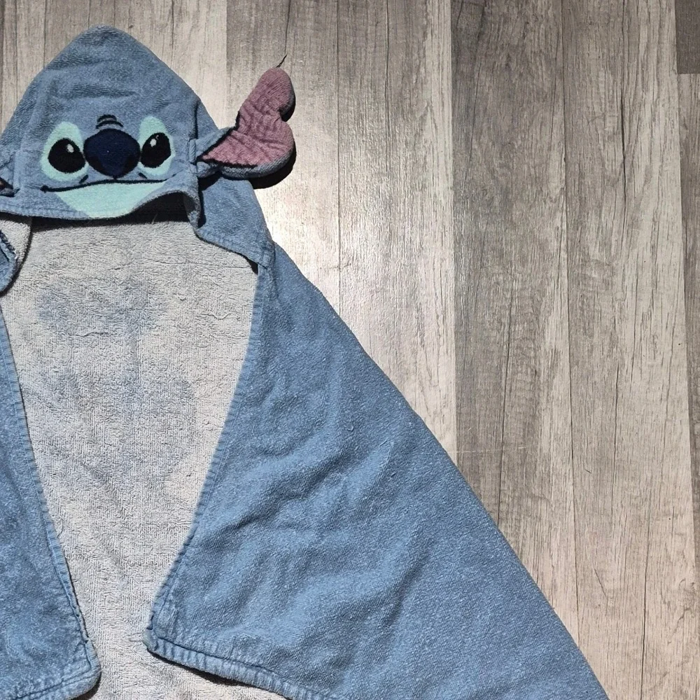 Disney Lilo & Stitch Kids Hooded Bath Towel Blue Character Ears Beach Pool Wrap